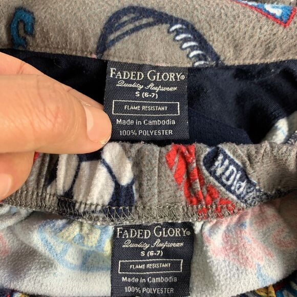 Faded Glory Boys 2 Pc Set Pajamas Size 6-7 Gray Sports Long Sleeve Button Up - Picture 8 of 12